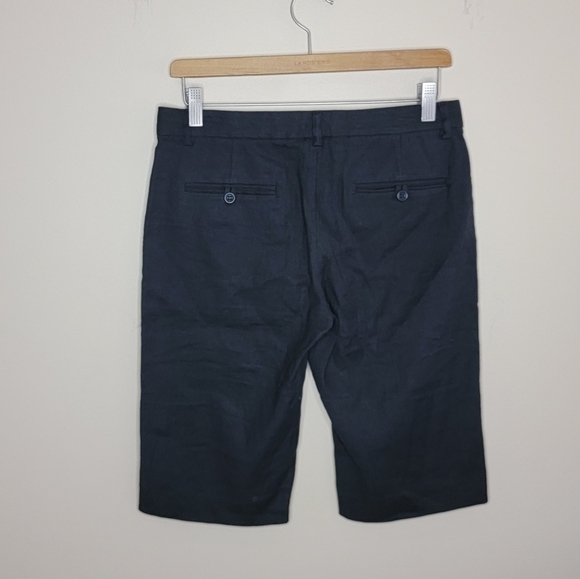 Theory | Classic Black Linen Blend Bermuda Shorts Size 2 - Picture 3 of 4